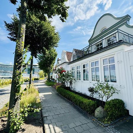 Haus Vier Freunde, Vincent Apartamento Rostock Exterior foto