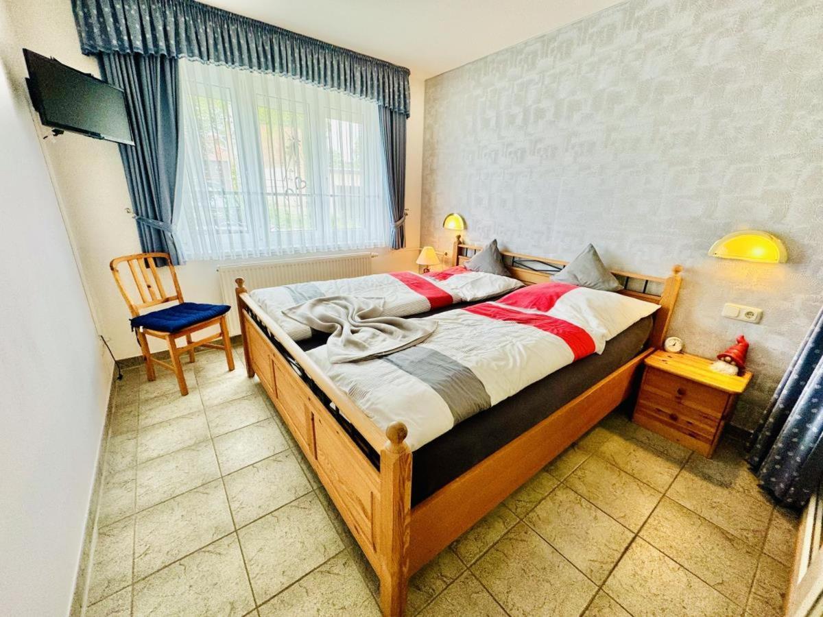 Haus Vier Freunde, Vincent Apartamento Rostock Exterior foto